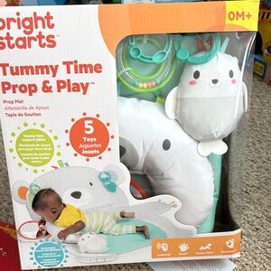 Tummy Time Prop & Play Mat - White and Green